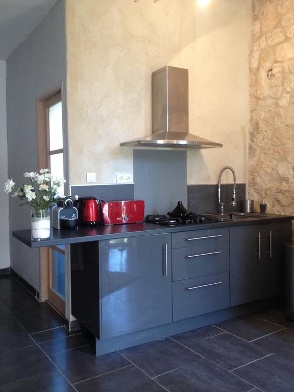 Gite Au Coeur De La Provence & Spa سان كانا الغرفة الصورة