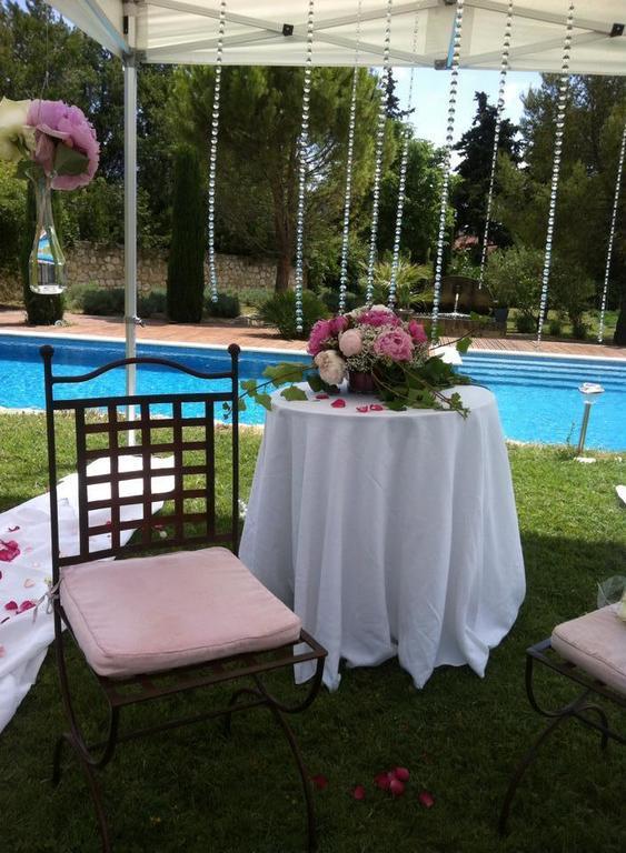 Gite Au Coeur De La Provence & Spa سان كانا الغرفة الصورة